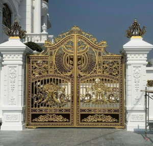 Cổng nhôm đúc Song Bình Phú Quý